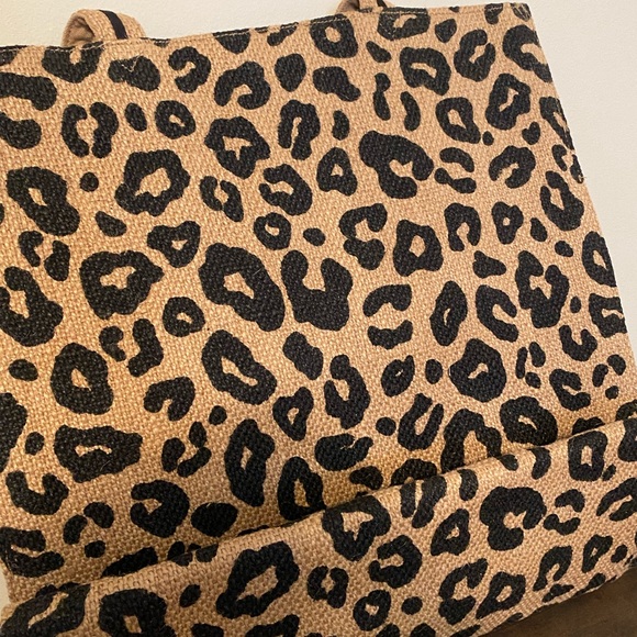 Leopard Print Tote‎ Bag with Tassel
America & Beyond - Picture 5 of 5